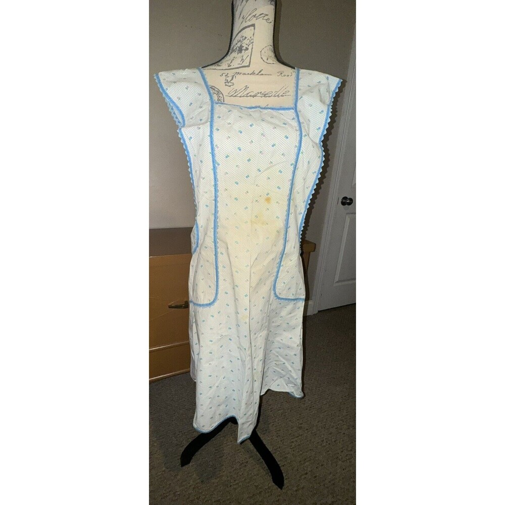 Vintage 50’s Full Apron Floral Blue And Pink Floral Pattern Pockets